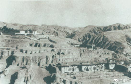 1947年12月25日至28日，中共中央在陜北米脂楊家溝召開擴大會議（十二月會議）。圖為會議會址。